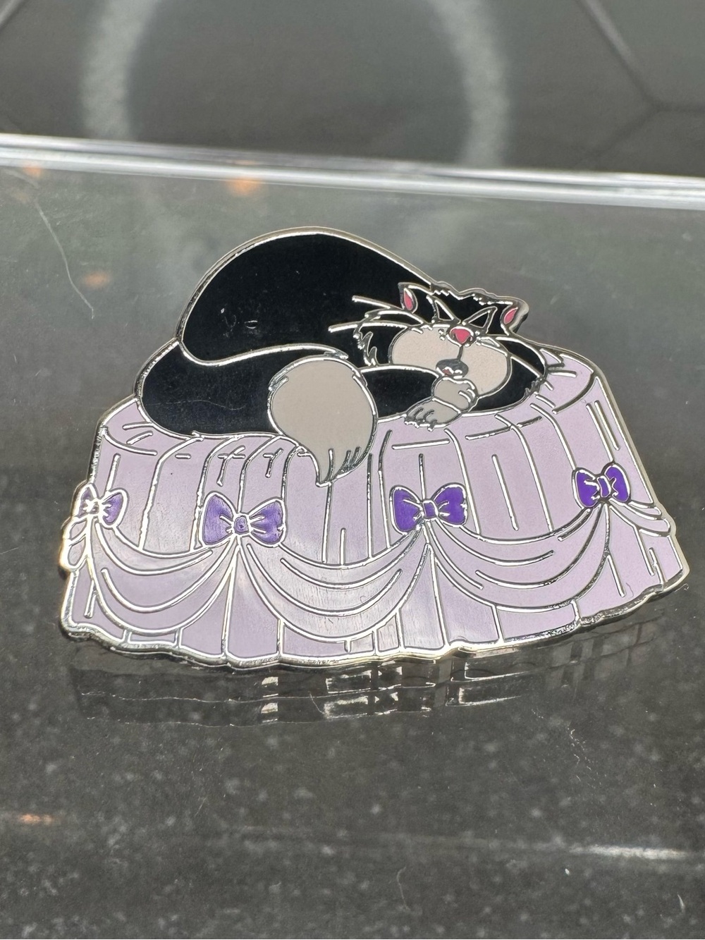 Disney Parks 2022 Sweet Dreams Sleeping Mystery Pin Cinderella’s Cat Lucifer